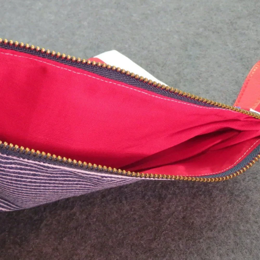 Checkered Ribbon Zippered Tote Makeup Bag Toiletries Kit NEW
